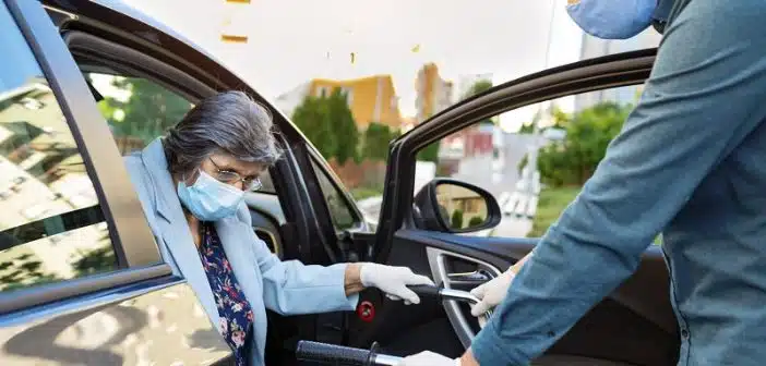 Les formalités pour réserver un taxi conventionné pour seniors